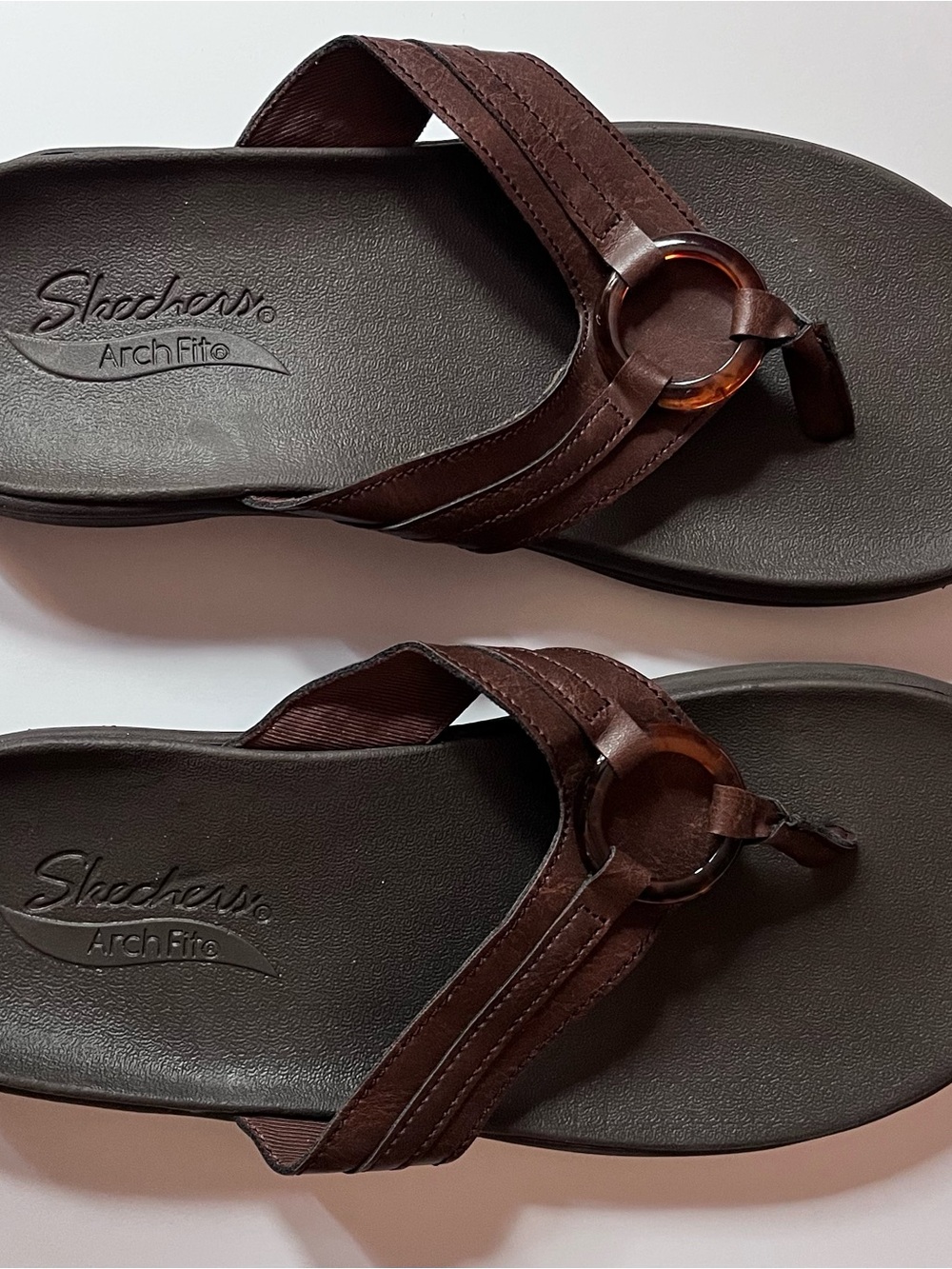 Skechers Cali Arch Fit Maui Summer Fun Brown Thong Sandals